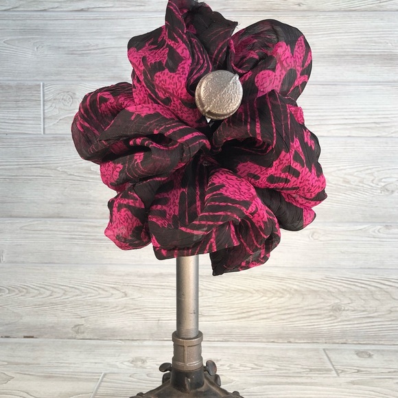 ❤️ 3/$20 ♻️ X-Large | Upcycle Hair Clouds - Picture 4 of 4